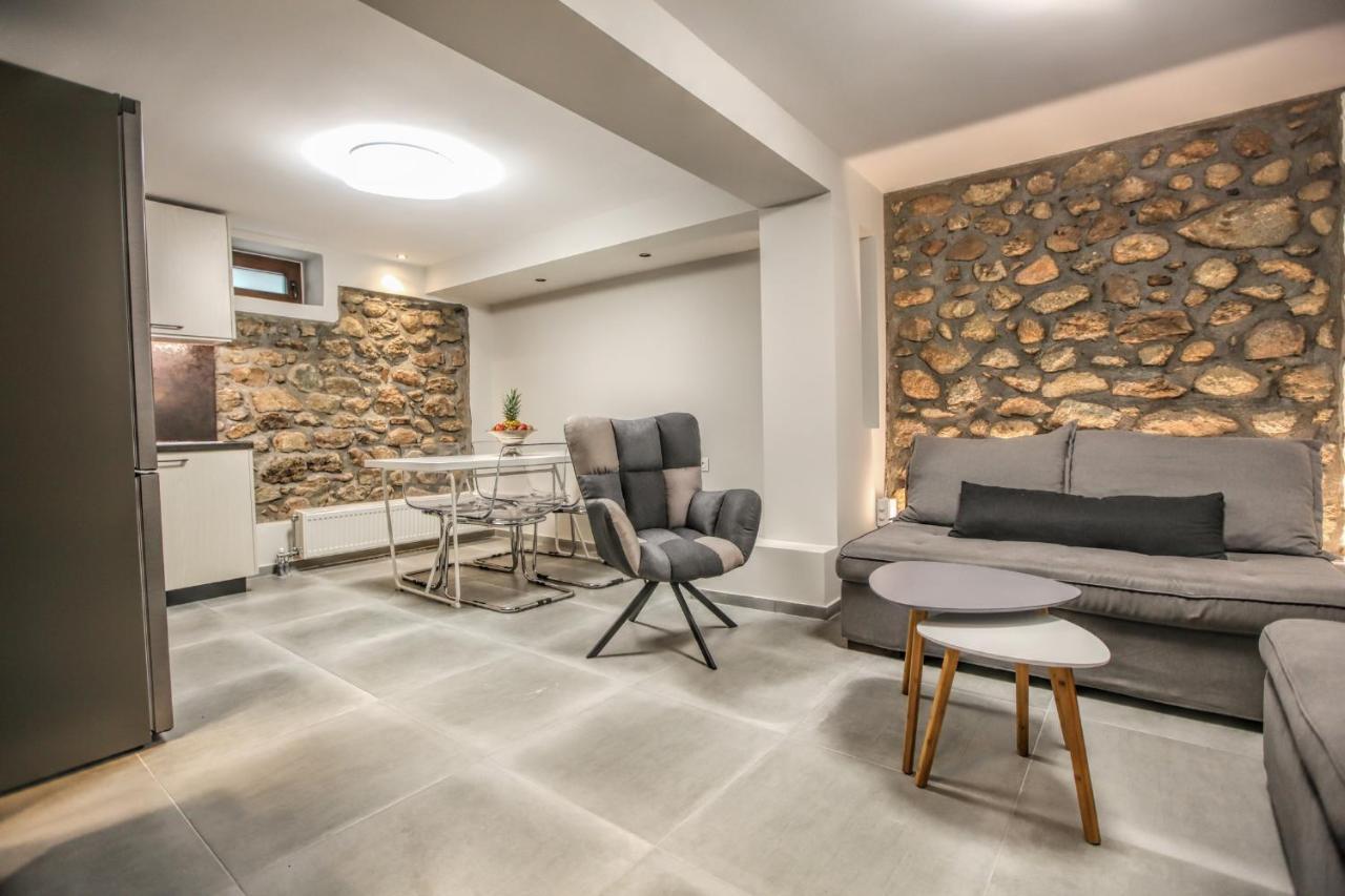 Ferienwohnung Avli Luxurious House Kalambaka Exterior foto